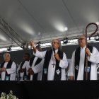 El padre Rogelio ha estado realizando las misas en la zona cero desde hace un año y su  clamor no se ha detenido