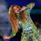 Shakira durante concierto gratuito
