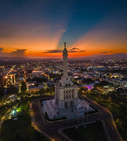 Impresionante atardecer en Santiago captado por el fotógrafo Hadzael Gómez