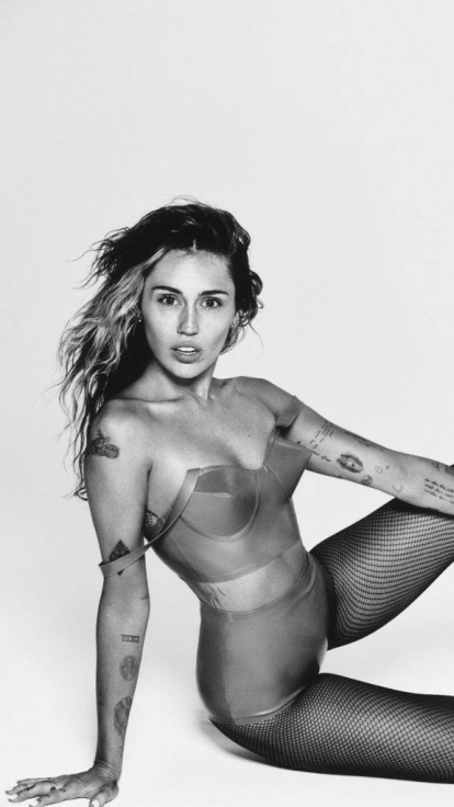 Miley Cyrus enciende las redes con su nueva tema «Used to be young»,Miley Cyrus enciende las redes con su nueva tema «Used to be young»