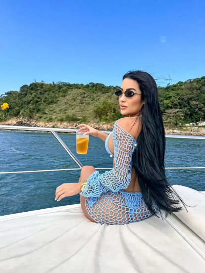 Dos influencers se niegan a usar chalecos salvavidas por temor a arruinar sus selfies y mueren ahogadas,Dos influencers se niegan a usar chalecos salvavidas por temor a arruinar sus selfies y mueren ahogadas