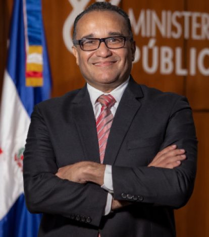 ¿Quiénes son los nuevos procuradores que completan el equipo «independiente» de Yeni Berenice?,¿Quiénes son los nuevos procuradores que completan el equipo «independiente» de Yeni Berenice?