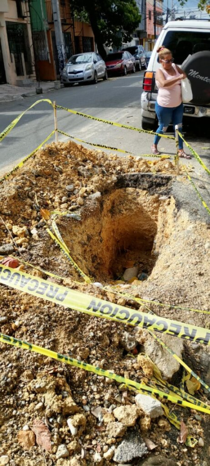 CASD repara tubería rota en Cristo Rey tras reportaje del periódico Hoy,CASD repara tubería rota en Cristo Rey tras reportaje del periódico Hoy