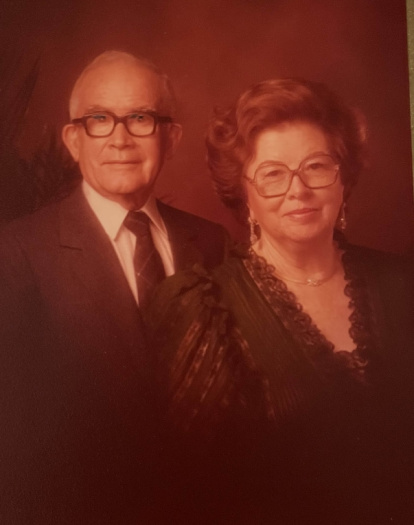 Don Manuel  y su esposa Sara.,Don Manuel  y su esposa Sara.