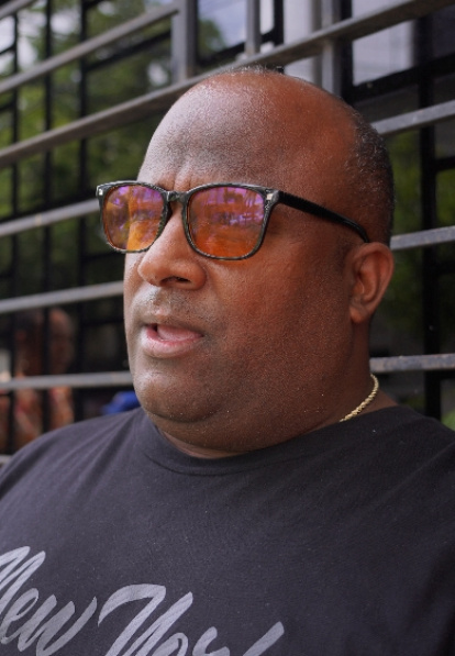 Reportaje sobre aumentos en los precios en servicios de las ofcialias, foto: Elieser Tapia,Reportaje sobre aumentos en los precios en servicios de las ofcialias, foto: Elieser Tapia