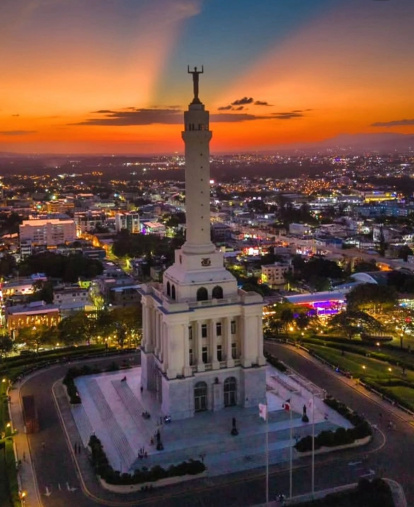 Impresionante atardecer en Santiago captado por el fotógrafo Hadzael Gómez