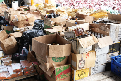 Productos ilícitos decomisados previo a su destrucción.