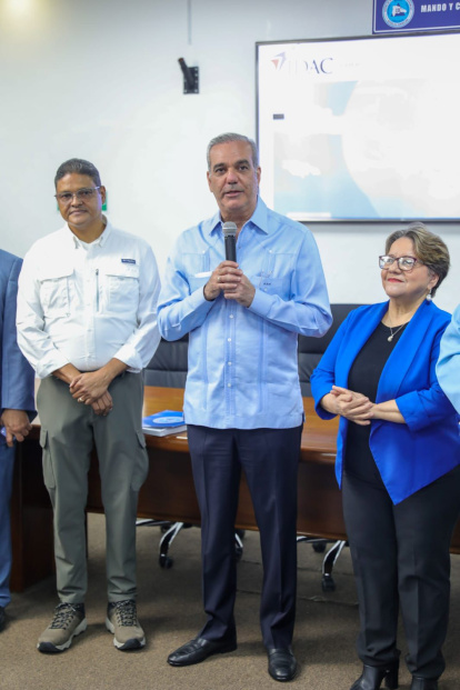 Luis Abinader, Gloria Ceballos y Juan Manuel Méndez