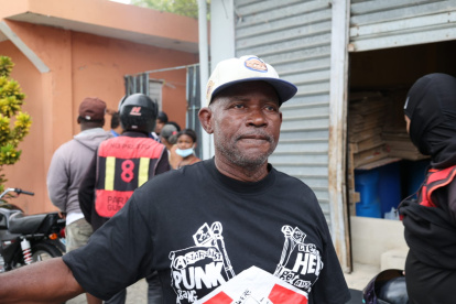 “Aquí todos lo queríamos, era un joven alegre y responsable. No merecía morir así”, expresó entre lágrimas una residente.