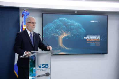Alejandro Fernández W.