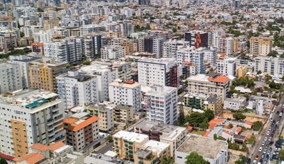Cientos de apartamentos en el centro de la ciudad de Santo Domingo son destinados a alojamientos de corta duración. Foto: @carlosreadfotografia