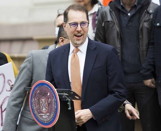 Mark-Levine-afirma-hay-que-proteger-inquilinos-NYC-ante-escalada-de-desalojo