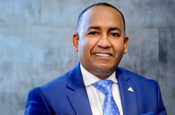 Víctor Pichardo,fue quien ofreció la información sobre los aeropuertos 