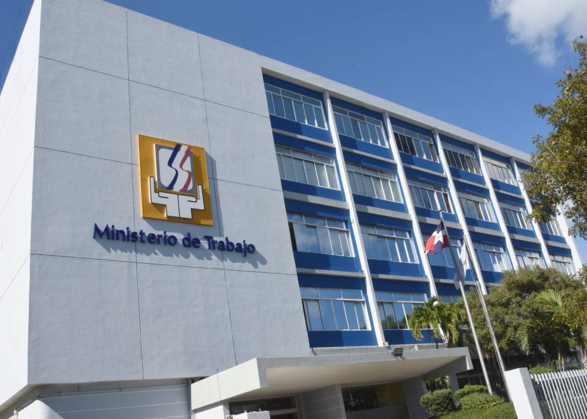 ¿Desempleado? Ministerio de Trabajo invita a feria de empleo en Santo ...