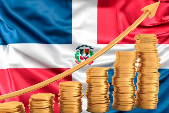 Magín Díaz: “Deuda pública sube US$6 mil MM cada año, pero el gobierno no tiene la culpa”