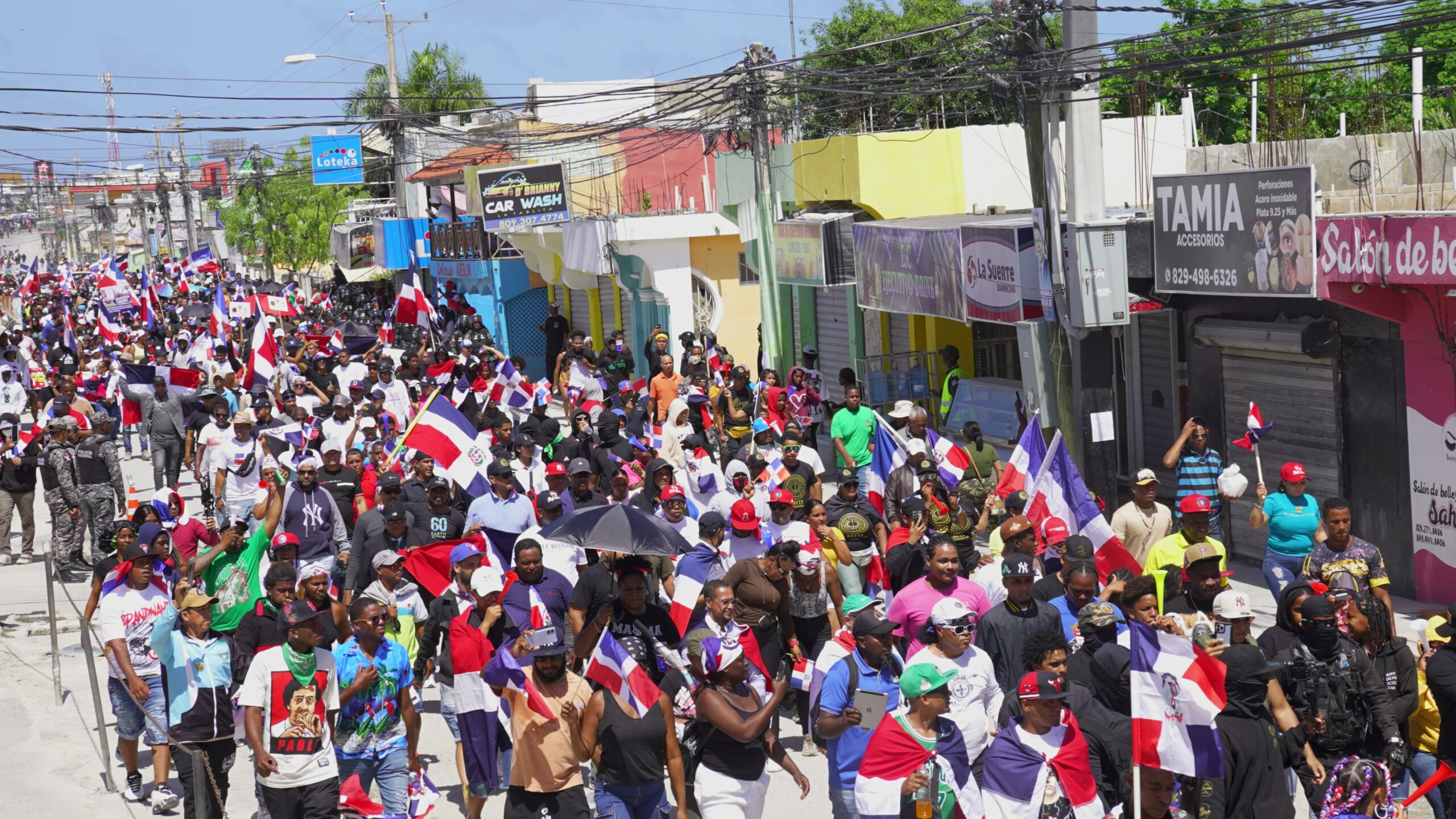 Marcha en Hoyo de Friusa/ Foto Elieser Tapia