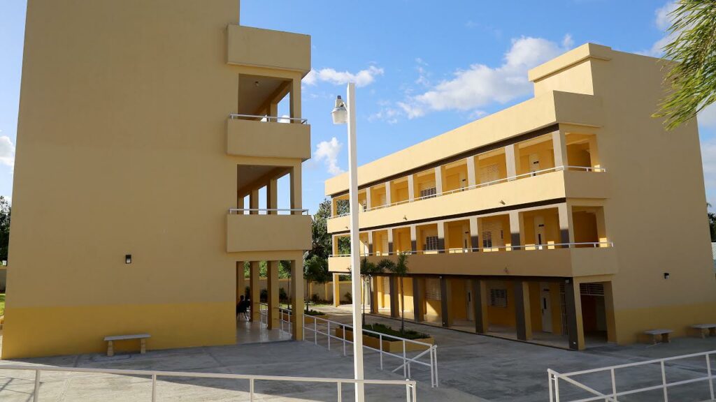 Interior y Policía investiga la existencia de bandas en las escuelas de SDN