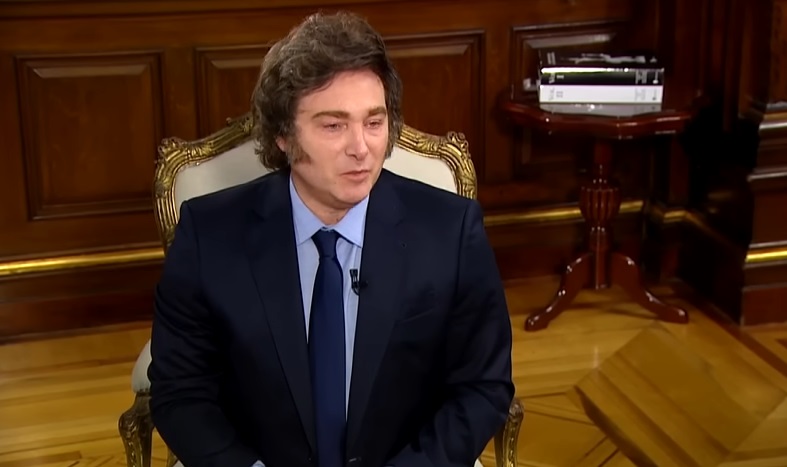Polémica en Argentina por corte eliminado de una entrevista de Milei a canal de televisión