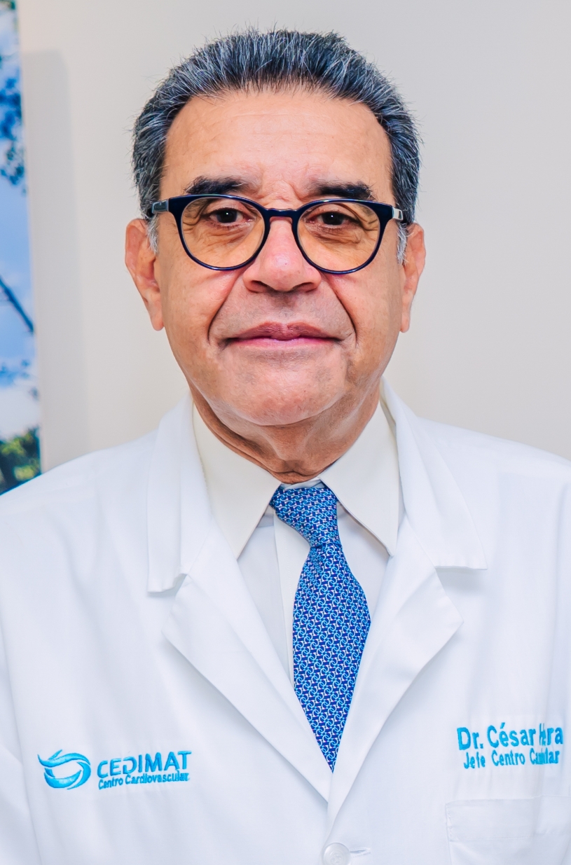 El Director del Centro Cardiovascular es el Dr. César Herrera.