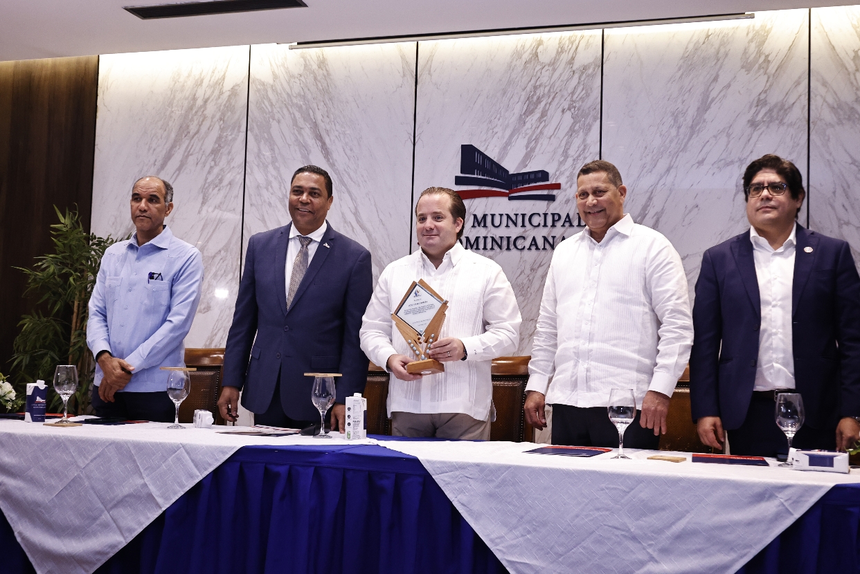 Gobierno y ayuntamientos reafirman compromiso combatir hambre.  Arlenis Castillo.Hoy/ Arlenis Castillo/20/02/ 26