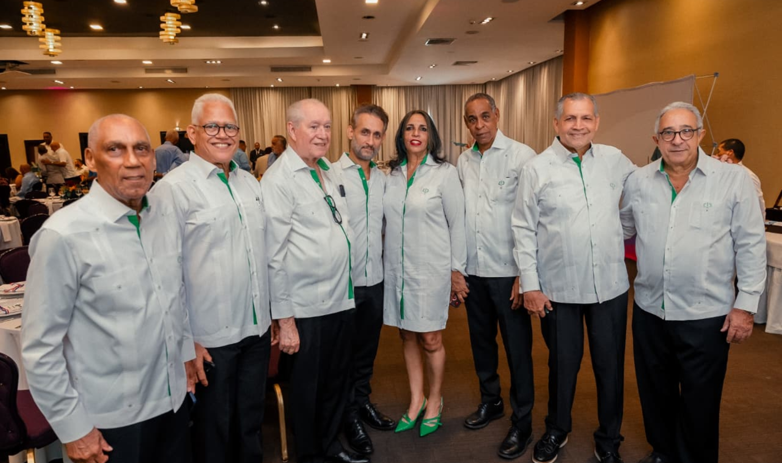 Parte de los integrantes del Pabellón Permanente del Pabellón de la Fama del Deporte Dominicano: Juan Niemen, José Rodríguez Conde, Niurca Herrera,  Rolando Guante, Dionisio Guzmán, entre otros.