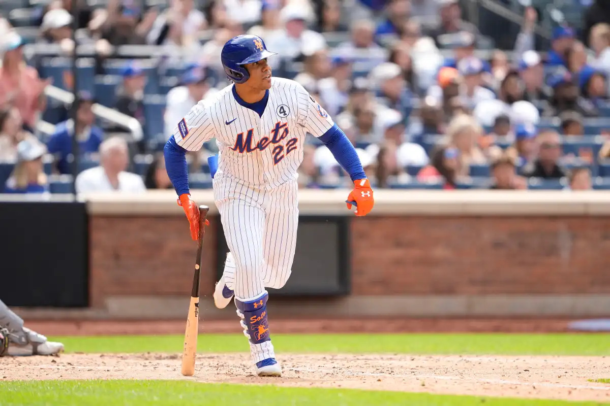 Juan Soto, de los Mets, sigue ardiendo con su bate.
