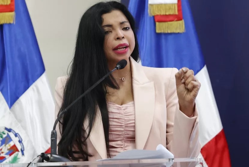 Yeni Berenice Reynoso.