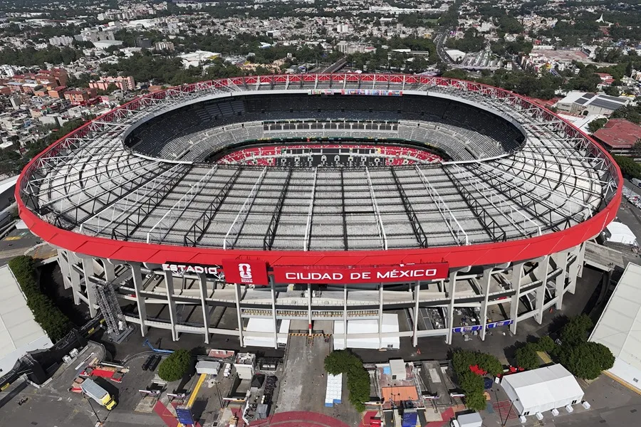 Fotografía aérea que muestra el estadio Ciudad de México. EFE/Tomas Pérez