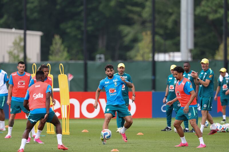 Jugadores de Brasil se entrenan en el centro Columbia Park, en Morristown, New Jersey (EE.UU.). EFE/ Sebastiao Moreira