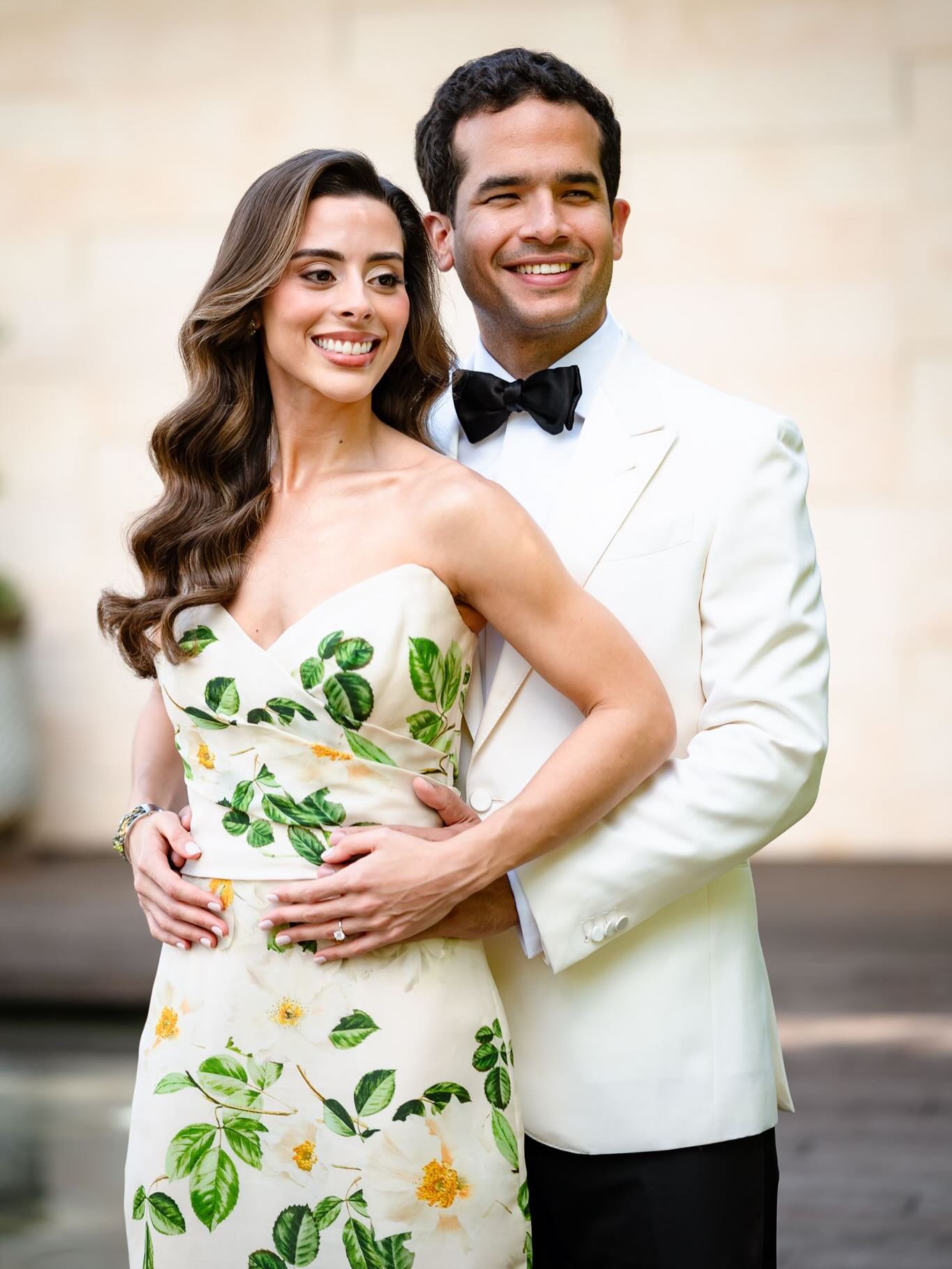 Omar Fernández y su esposa