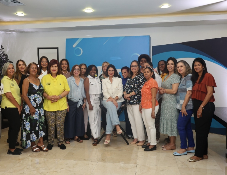 La foto del recuerdo de un encuentro inolvidable para las participantes.