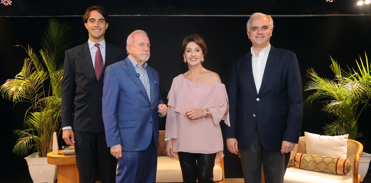 Hatuey De Camps Varela, Segundo Imbert, Cecilia García y Luis Miguel De Camps García.