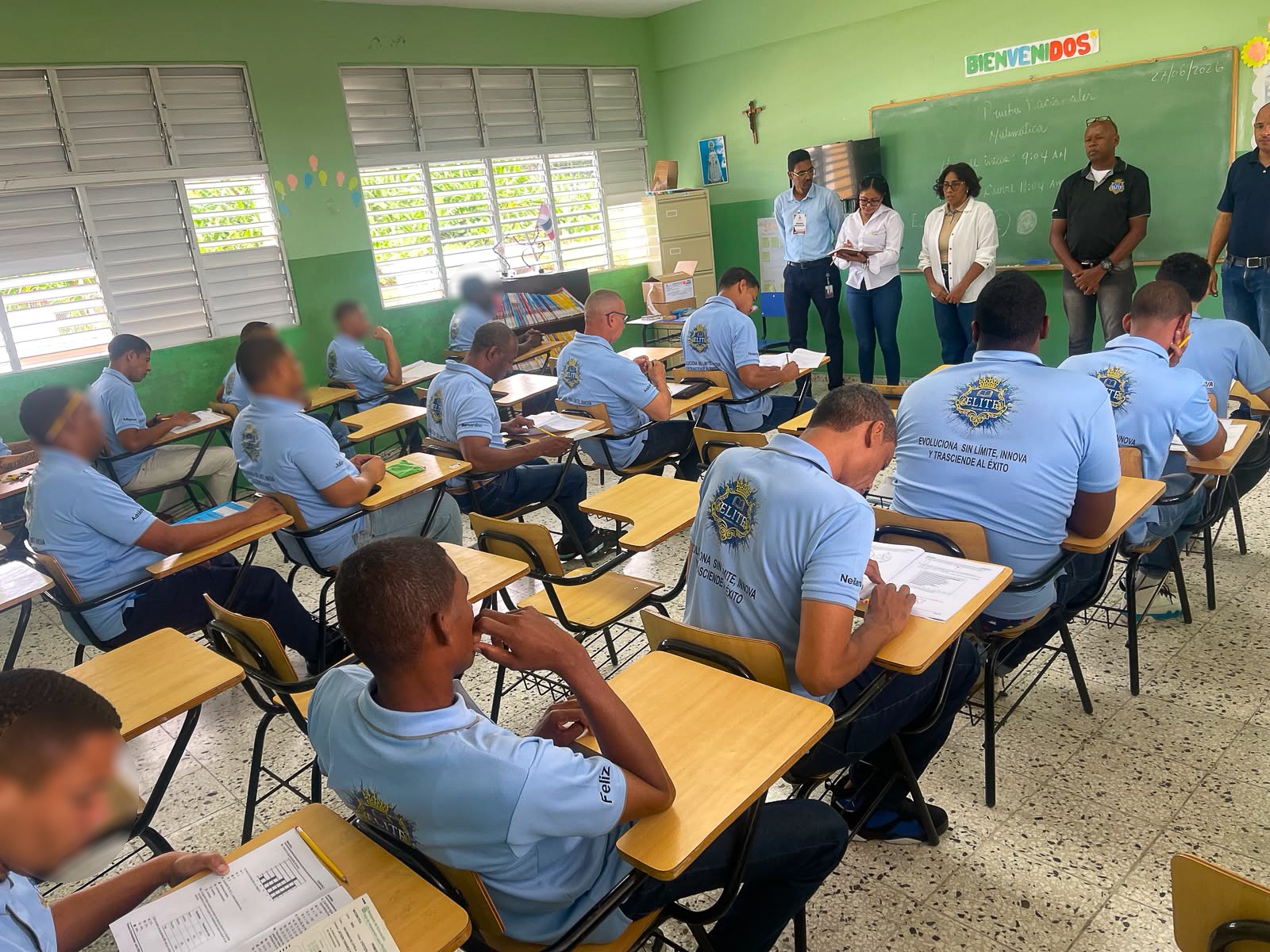 Más de 200 privados de libertad participan en Pruebas Nacionales 2025-2026