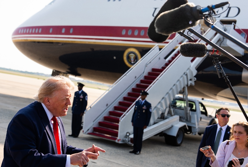 Trump y su nueva donación del Air Force One a Qatar.