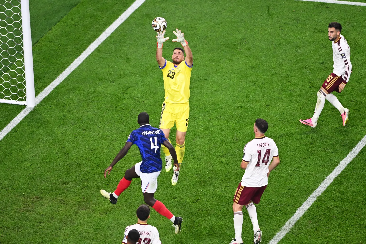 Unai Simón