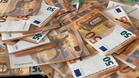 El dinero era enviado a República Dominicana.