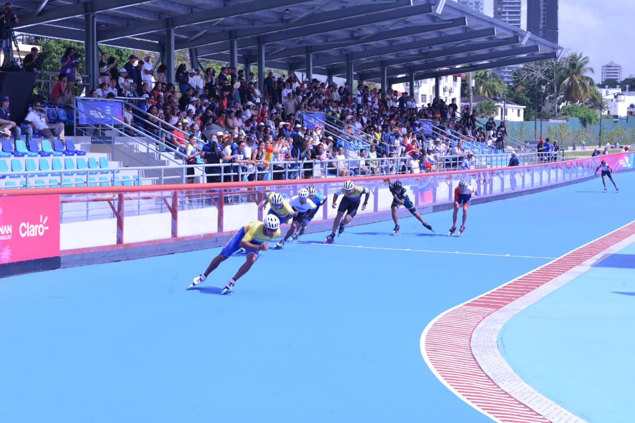México se corona en triatlón masculino por equipos