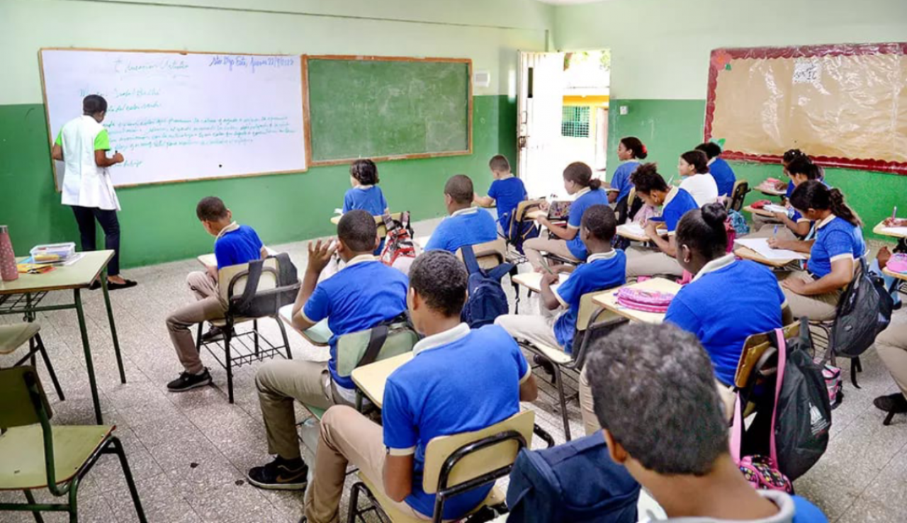 A pocos días del inicio del año escolar el pago genera molestia en la ADP,