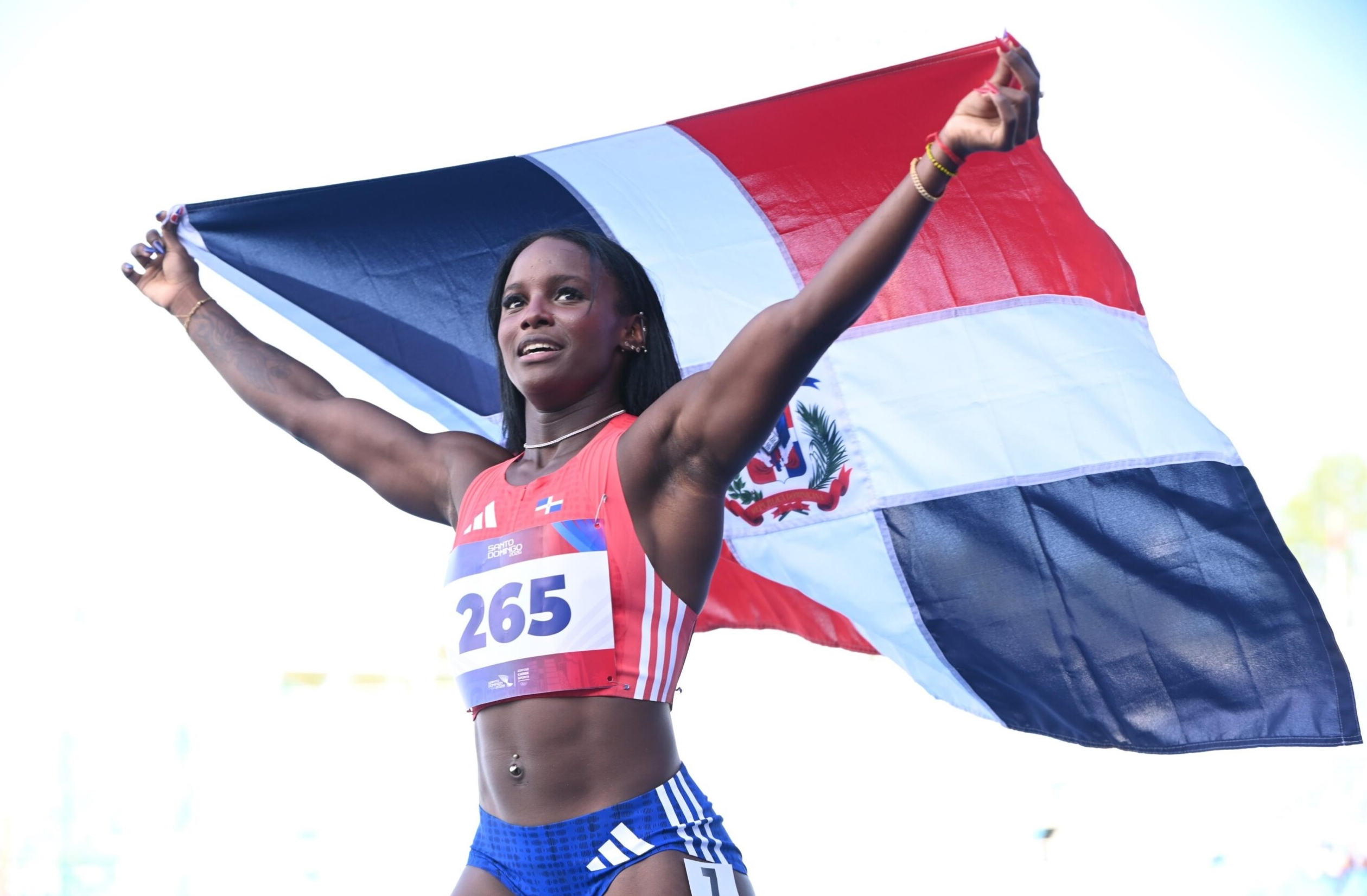Liranyi Alonso se alzó ayer con el oro de los 200 metros planos