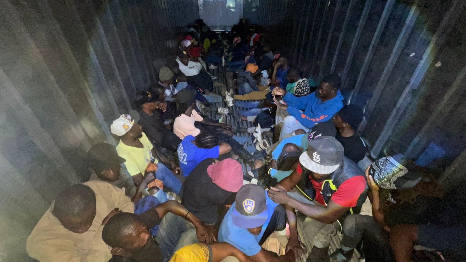 Ejército de República Dominicana interceptó más de 334 mil migrantes indocumentados en operaciones de seguridad fronteriza