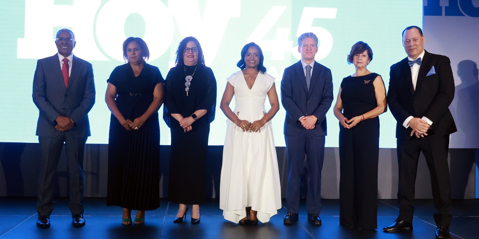 Millizen Uribe, Rolando Guzmán, Marien Capitán, Margarita Quiroz, José Alfredo Corripio, Jacqueline Ventura y Franklin Mirabal.  Alberto Calvo.