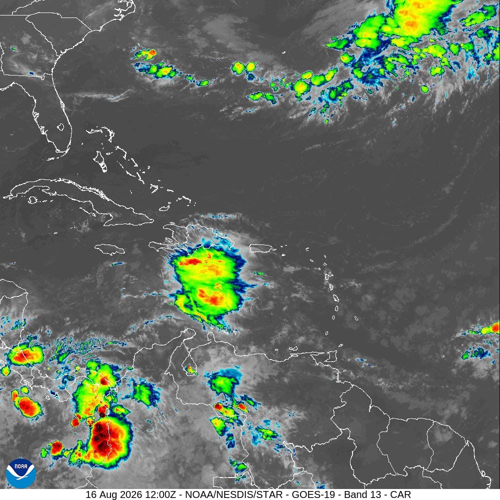 Indomet: onda tropical continuará generando lluvias, tronadas y ráfagas de viento este domingo