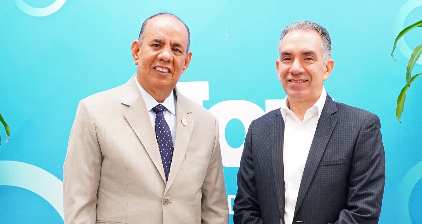 Los directivos de la Afaper, Noel Ureña Ceballos y José Antonio Lombas.