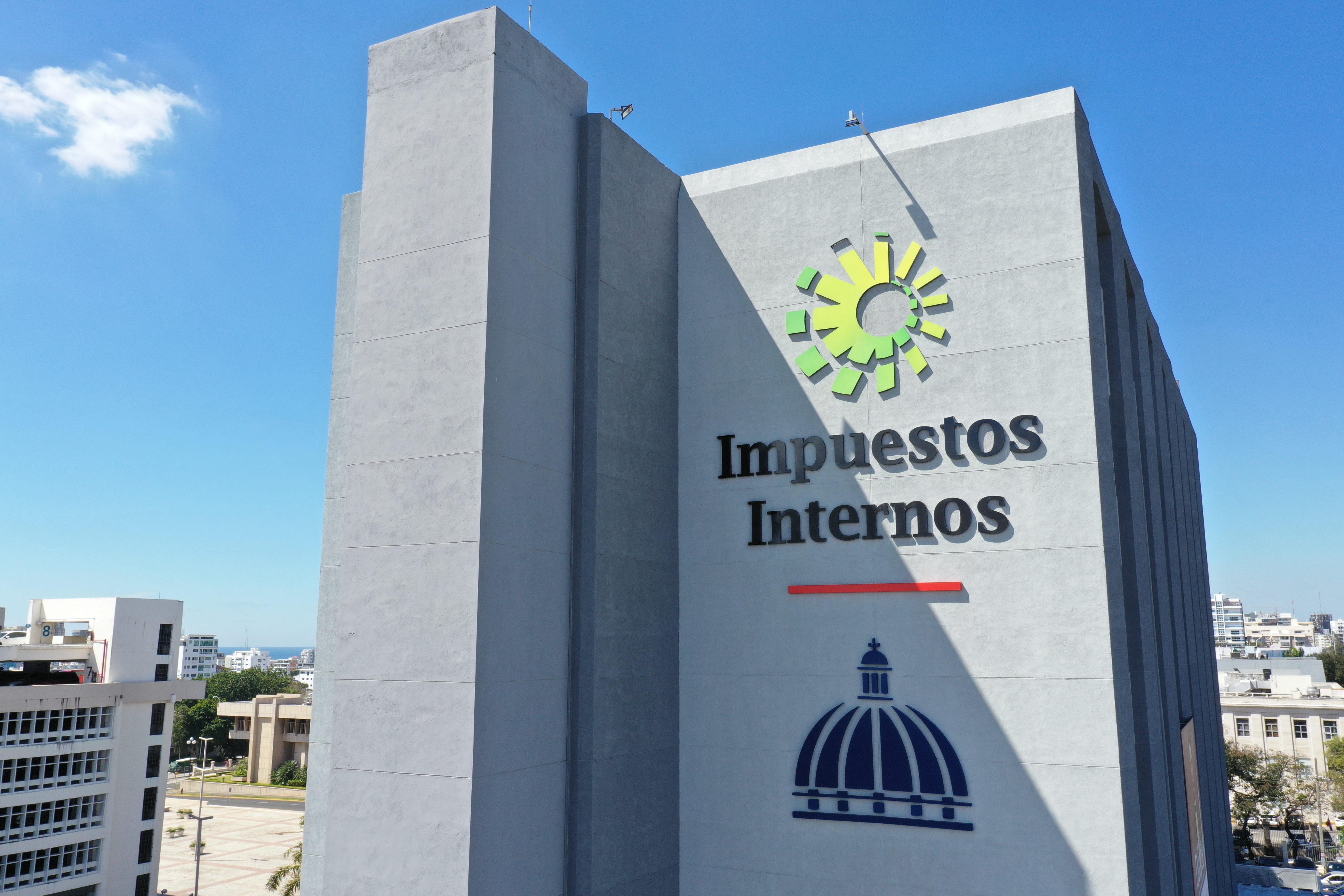 Dirección General de Impuestos Internos (DGII)