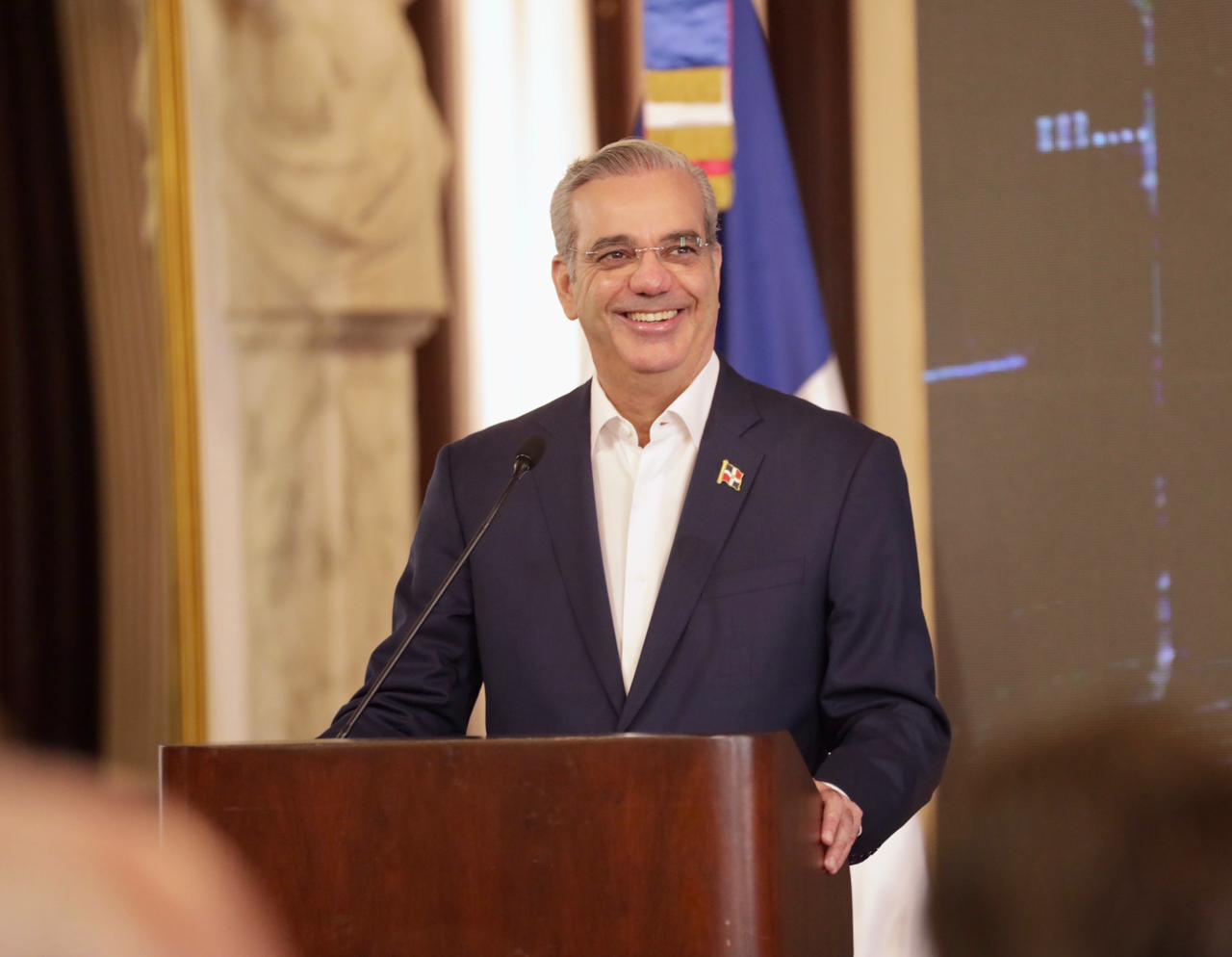 Luego de LA Semanal con la Prensa, ahora el presidente Luis Abinader vuelve con un nuevo espacio.