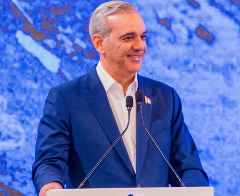 El presidente  Abinader en LA Agenda Semanal