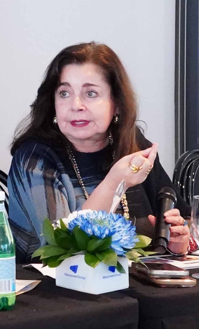 Mónica Flores Barragán