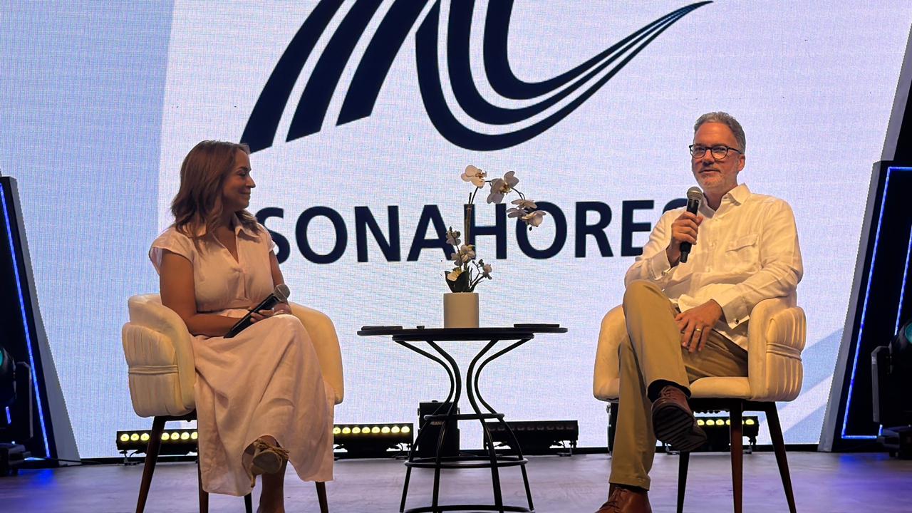 Refuerzan alianza para que industrias vendan más al sector turismo