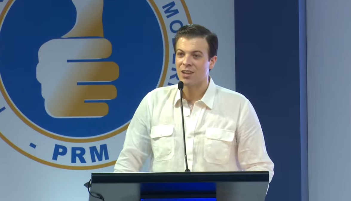 Juan Garrigó en acto de juramentación del PRM