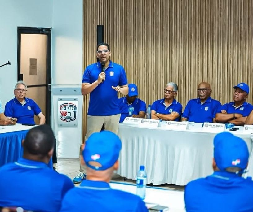 El ingeniero Rafael Uribe en un evento de la Fedombal.